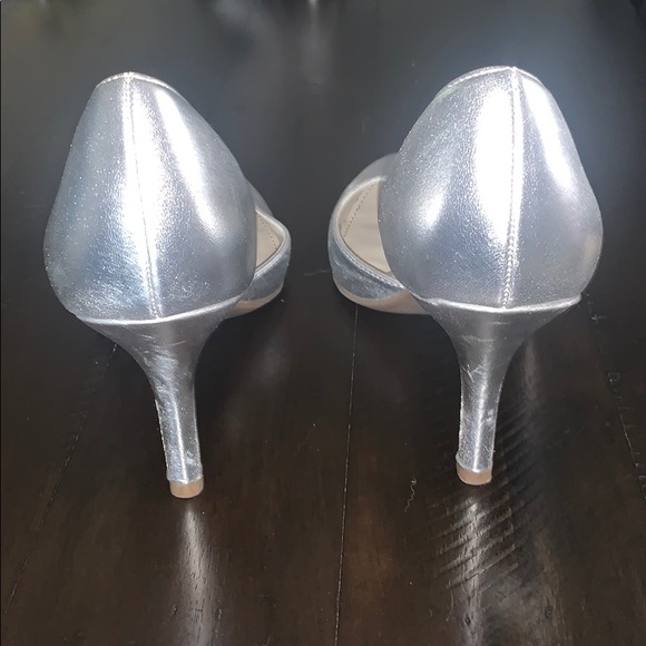 Heels - Picture 3 of 3